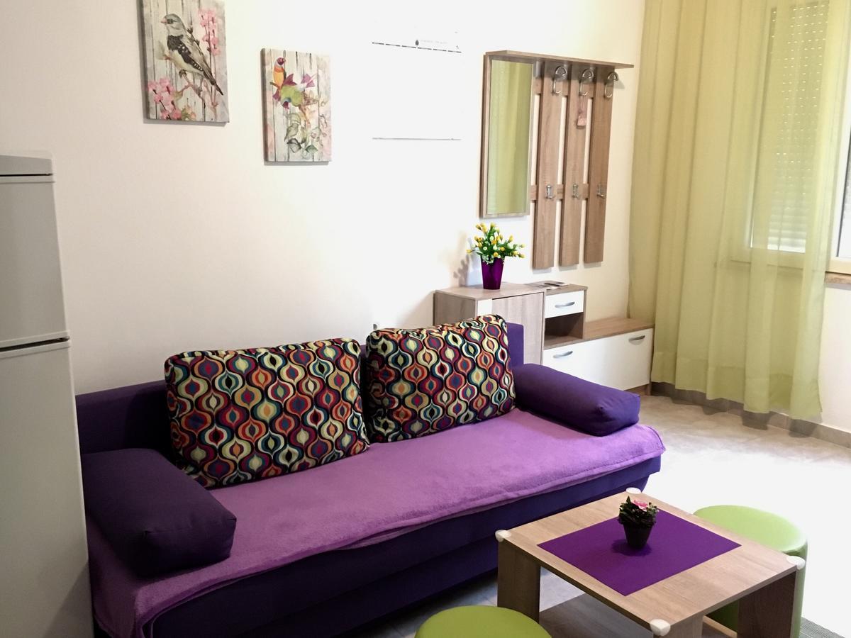 Apartaments Oma & Opa Banjol 外观 照片